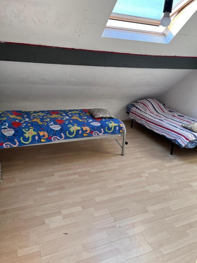 1 Chambre 3 Lit Herstal Exteriör bild
